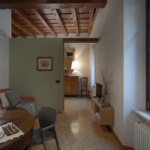  Apartment Residenza Roccamaggiore